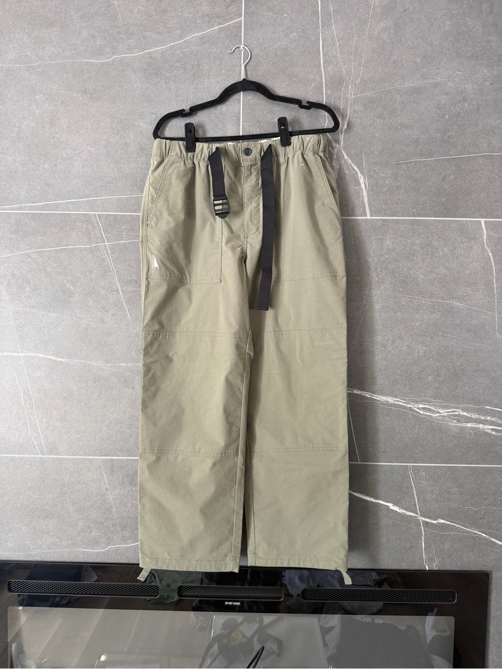 DOCKERS WATER<LESS MEN’S Relaxed Rec Cargo Pant NWOT SIZE 33